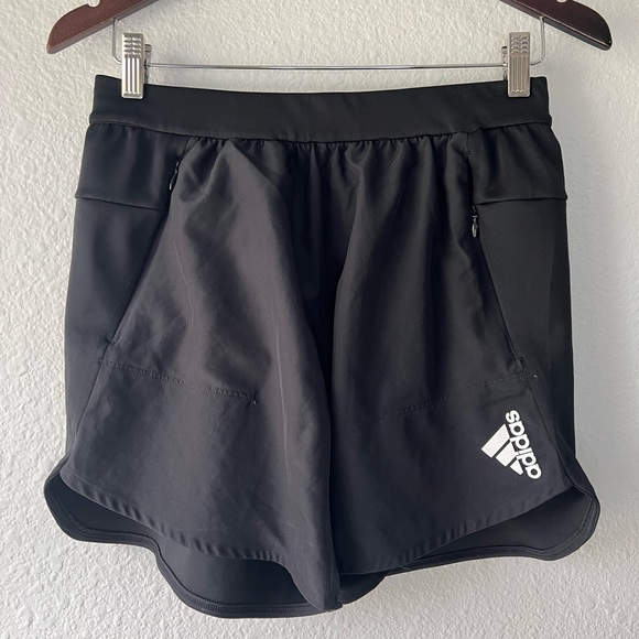 ADIDAS Workout/Running Black with Side Zipper Pockets Shorts Size S 5” - Picture 2 of 8